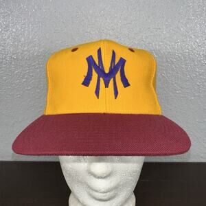 VINTAGE Disney Hat Cap Snap Back Yellow Red Mickey Mouse Mickey Co 90s
